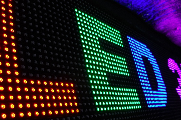 Поставки LED-экранов